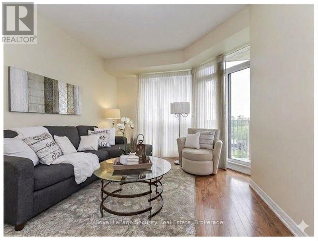 Apartment at 501 - 4200 BATHURST STREET, Toronto (Clanton Park)