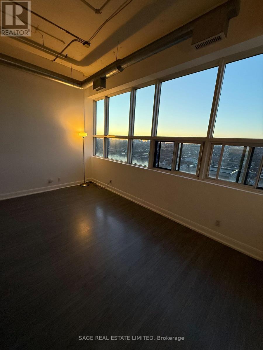 Apartment at LPH04 - 700 KING STREET W, Toronto