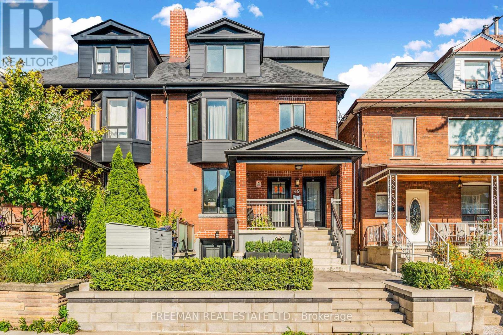 Semi-Detached/Link at 49 BEATRICE STREET, Toronto (Trinity-Bellwoods)
