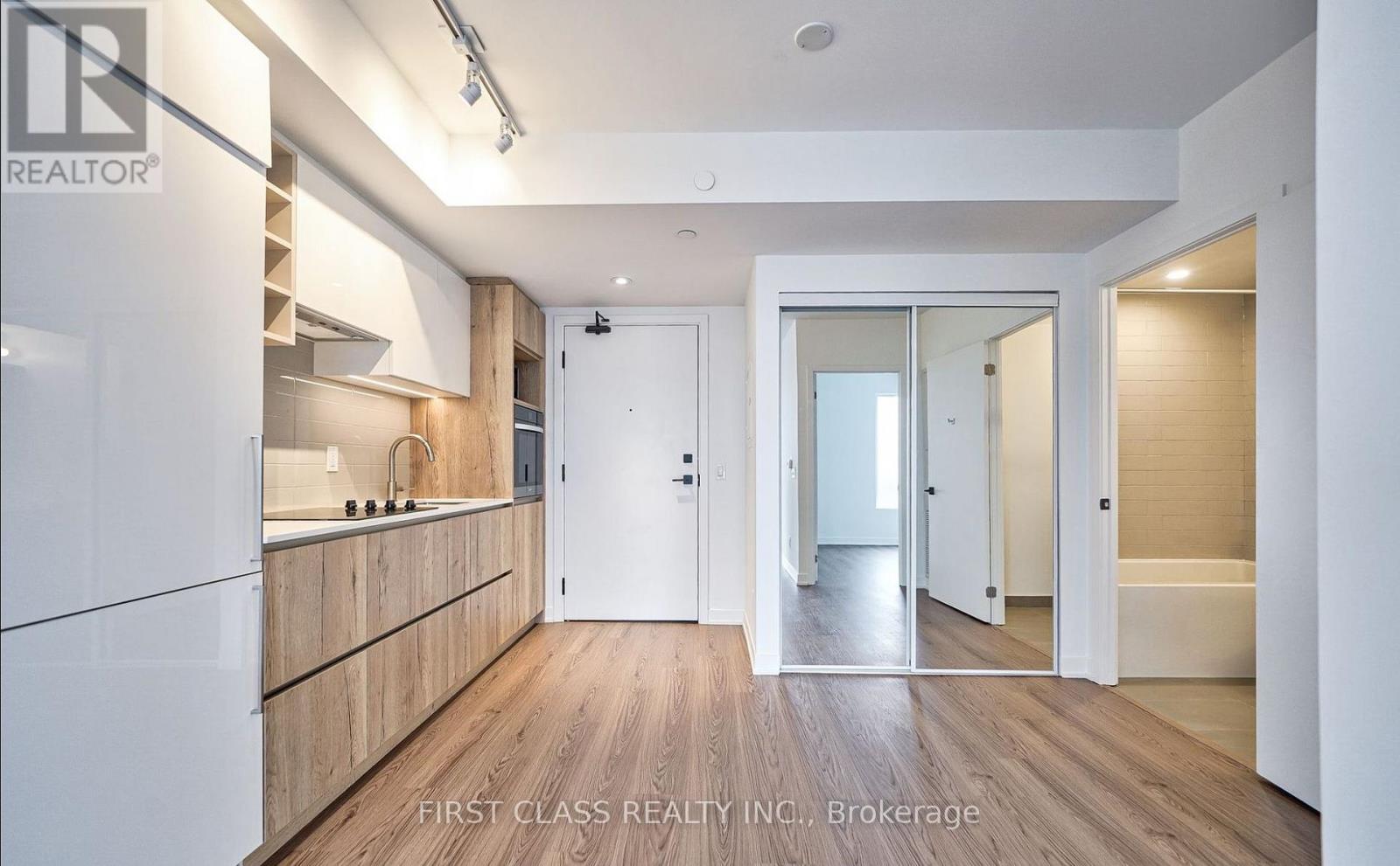 Apartment at 2011 - 319 JARVIS STREET E, Toronto (Church-Yonge Corridor)