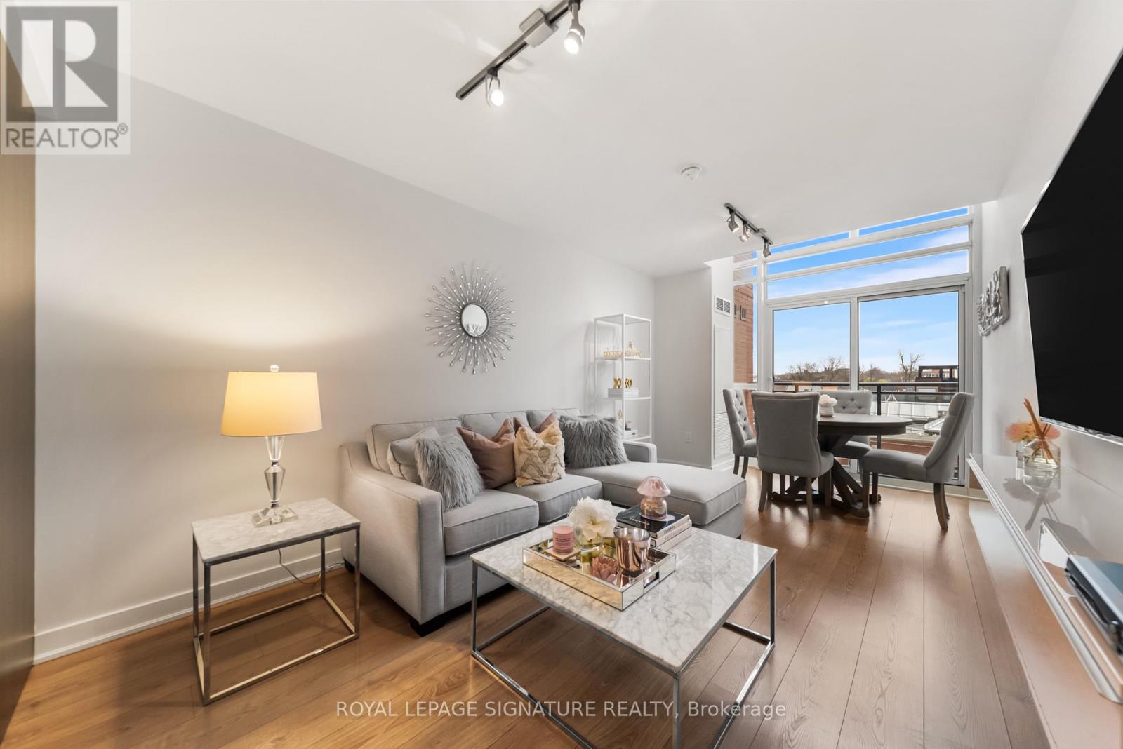 Apartment at 425 - 775 KING STREET W, Toronto (Niagara)