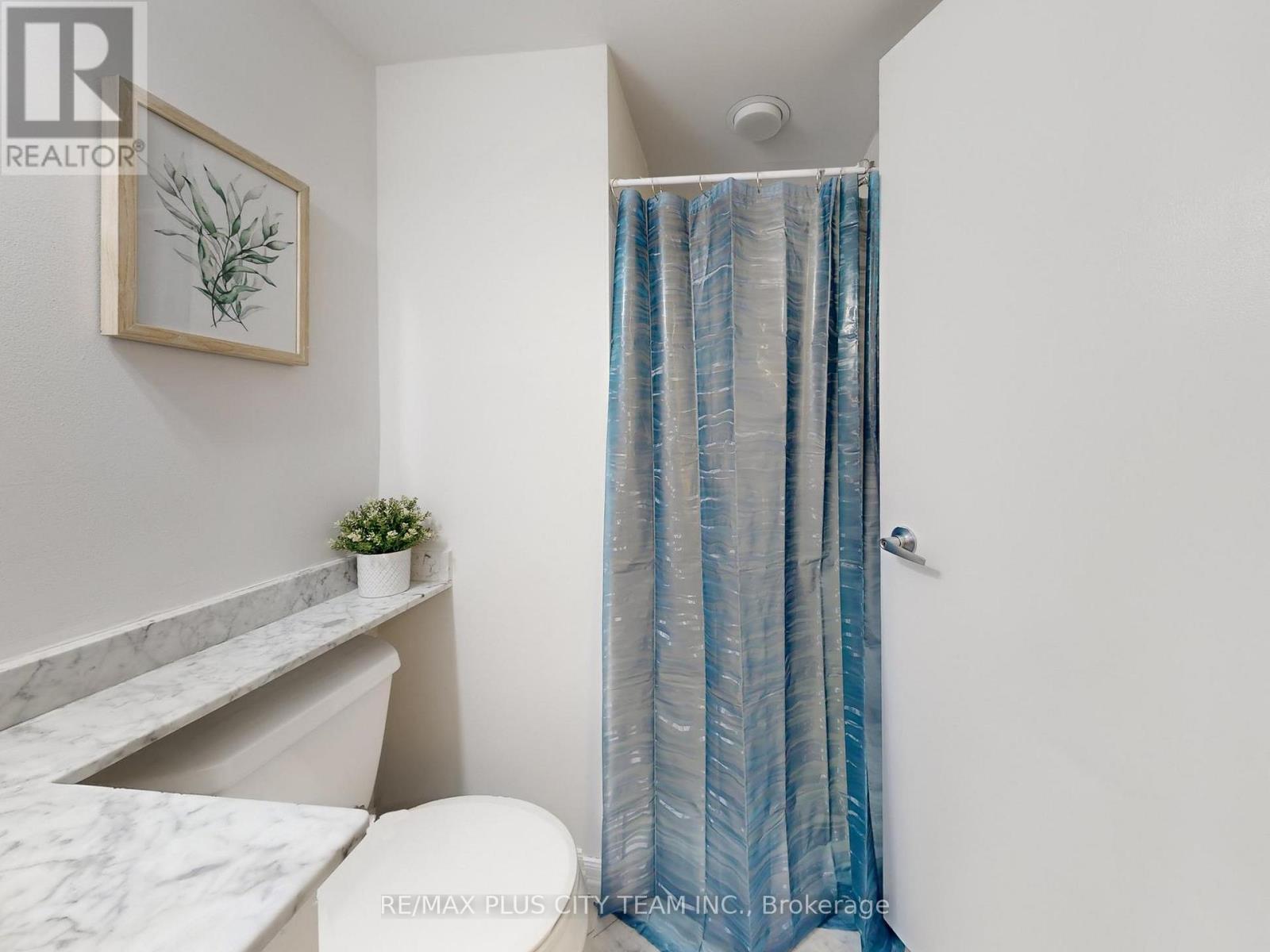 Apartment at 502 - 16 YONGE STREET, Toronto
