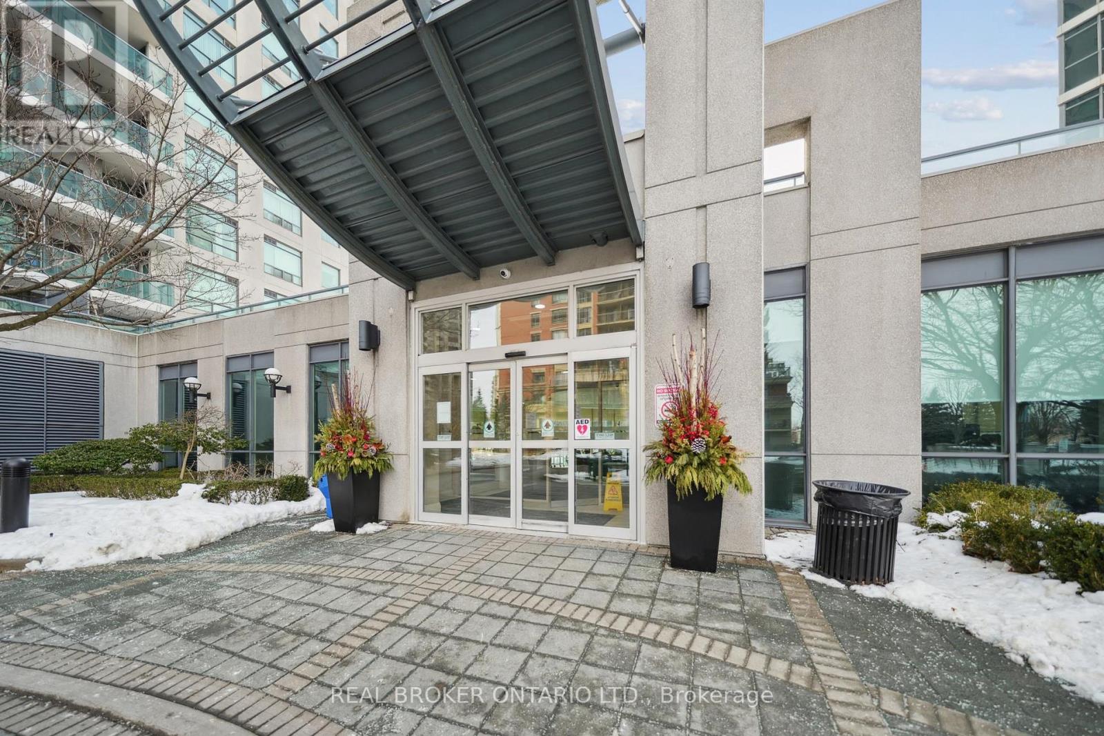 Apartment at 808 - 28 HARRISON GARDEN BOULEVARD, Toronto (Willowdale East)