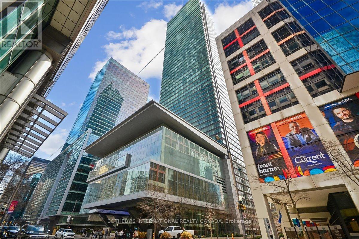 Apartment at 3703 - 183 WELLINGTON STREET W, Toronto (Waterfront Communities)