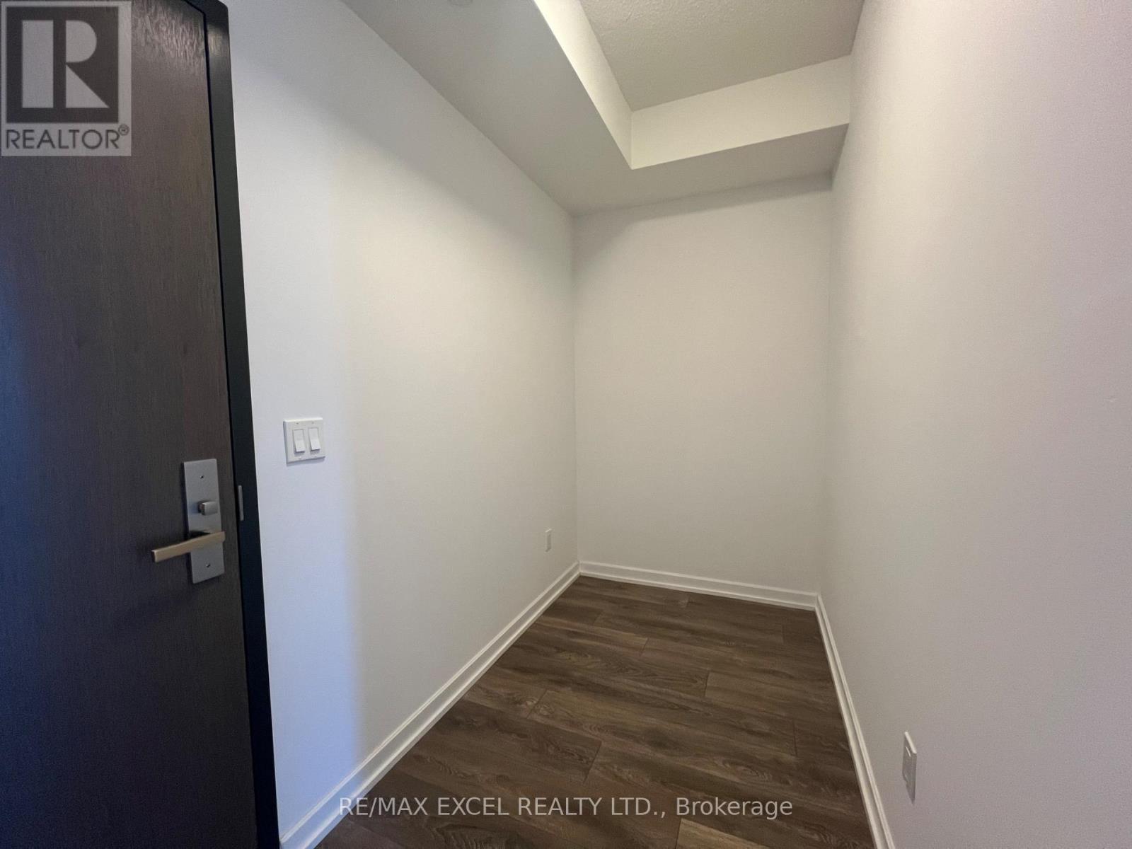 Apartment at 607 - 50 FOREST MANOR ROAD, Toronto (Henry Farm)