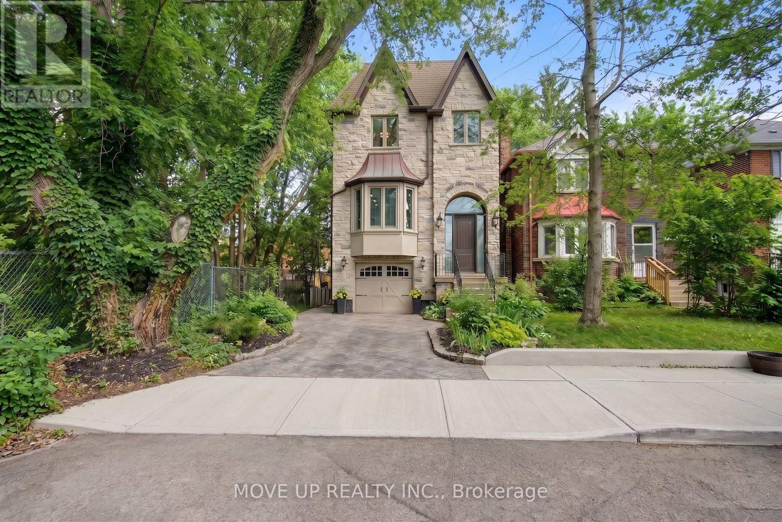 Detached at 226 GLENGARRY AVENUE, Toronto (Lawrence Park North)
