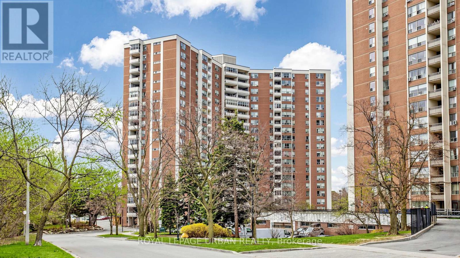 Apartment at 602 - 60 PAVANE LINKWAY, Toronto (Flemingdon Park)