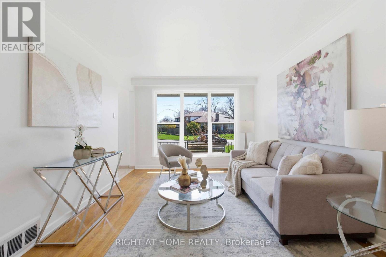 Semi-Detached/Link at 106 FORTROSE CRESCENT, Toronto (Parkwoods-Donalda)