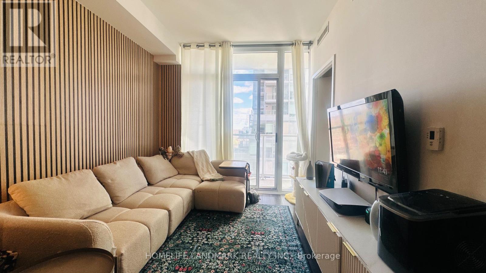Apartment at 601 - 33 HELENDALE AVENUE, Toronto (Yonge-Eglinton)