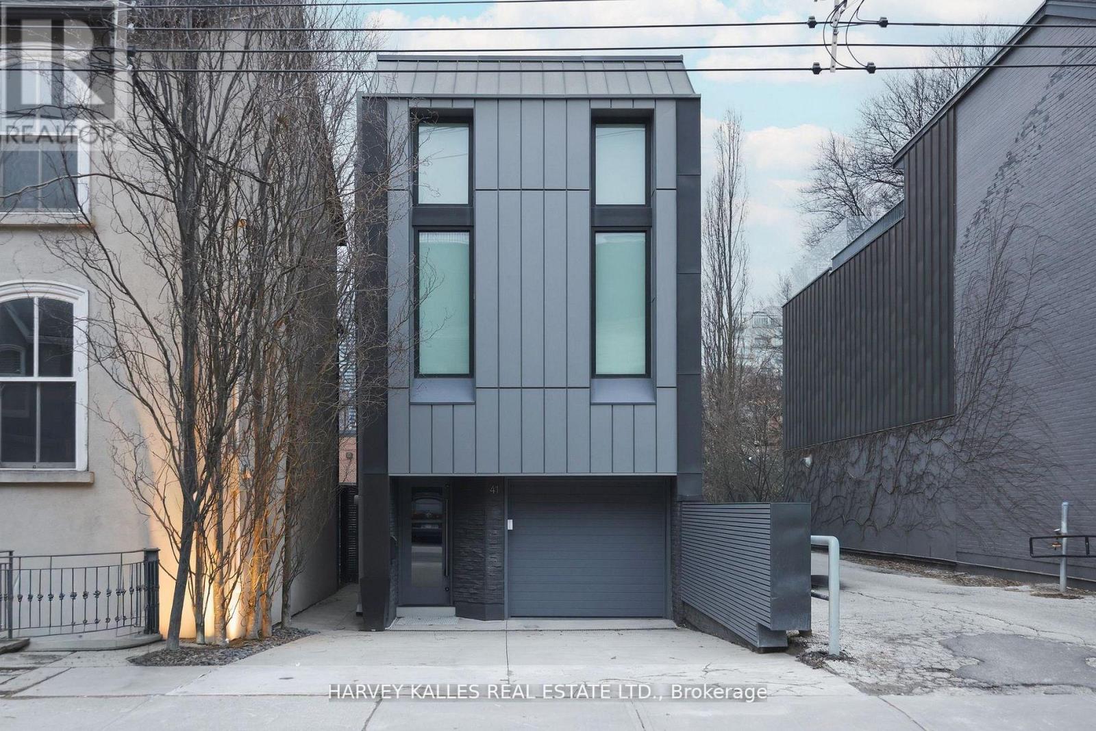 Detached at 41 BERRYMAN STREET, Toronto (Annex)