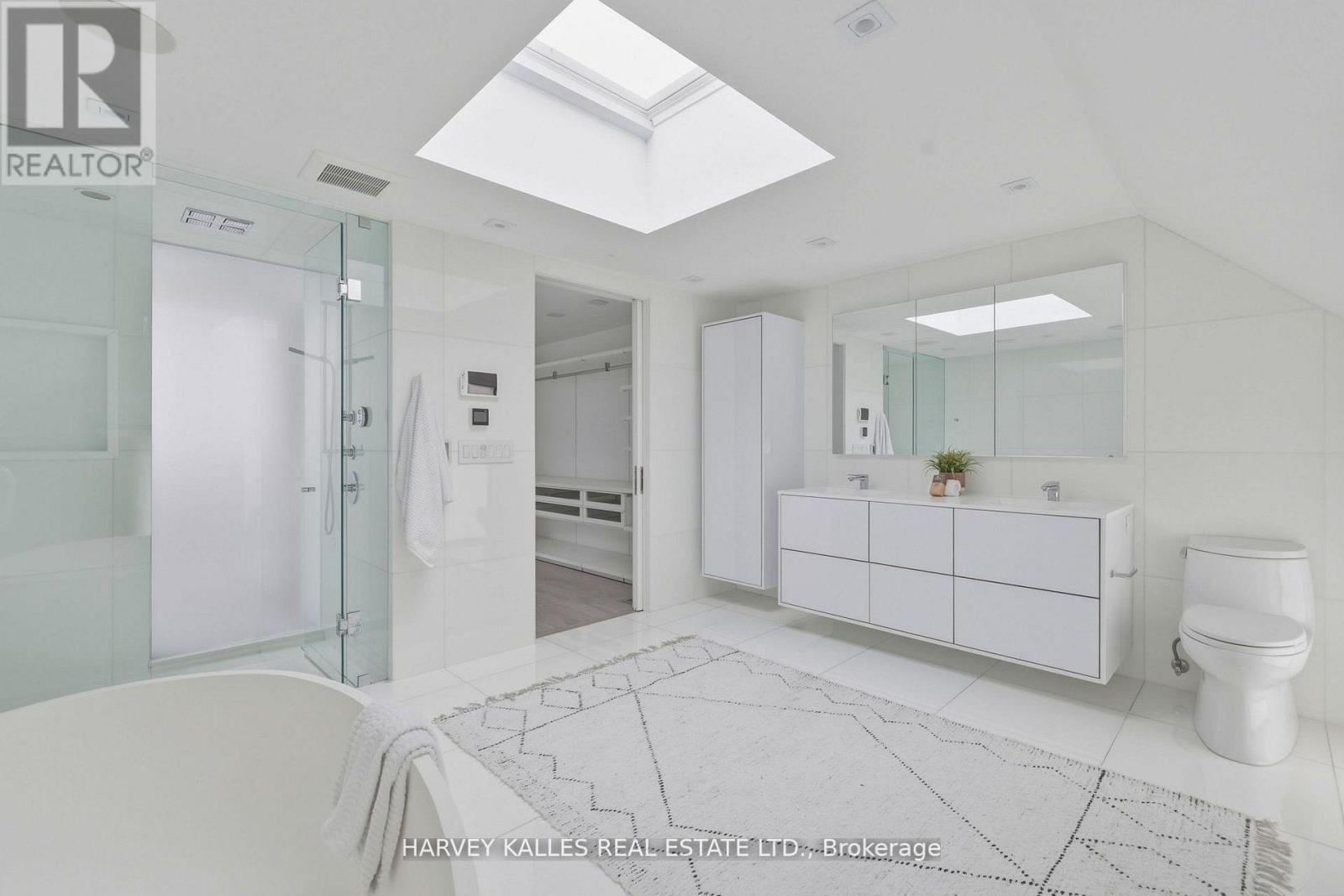 Detached at 41 BERRYMAN STREET, Toronto