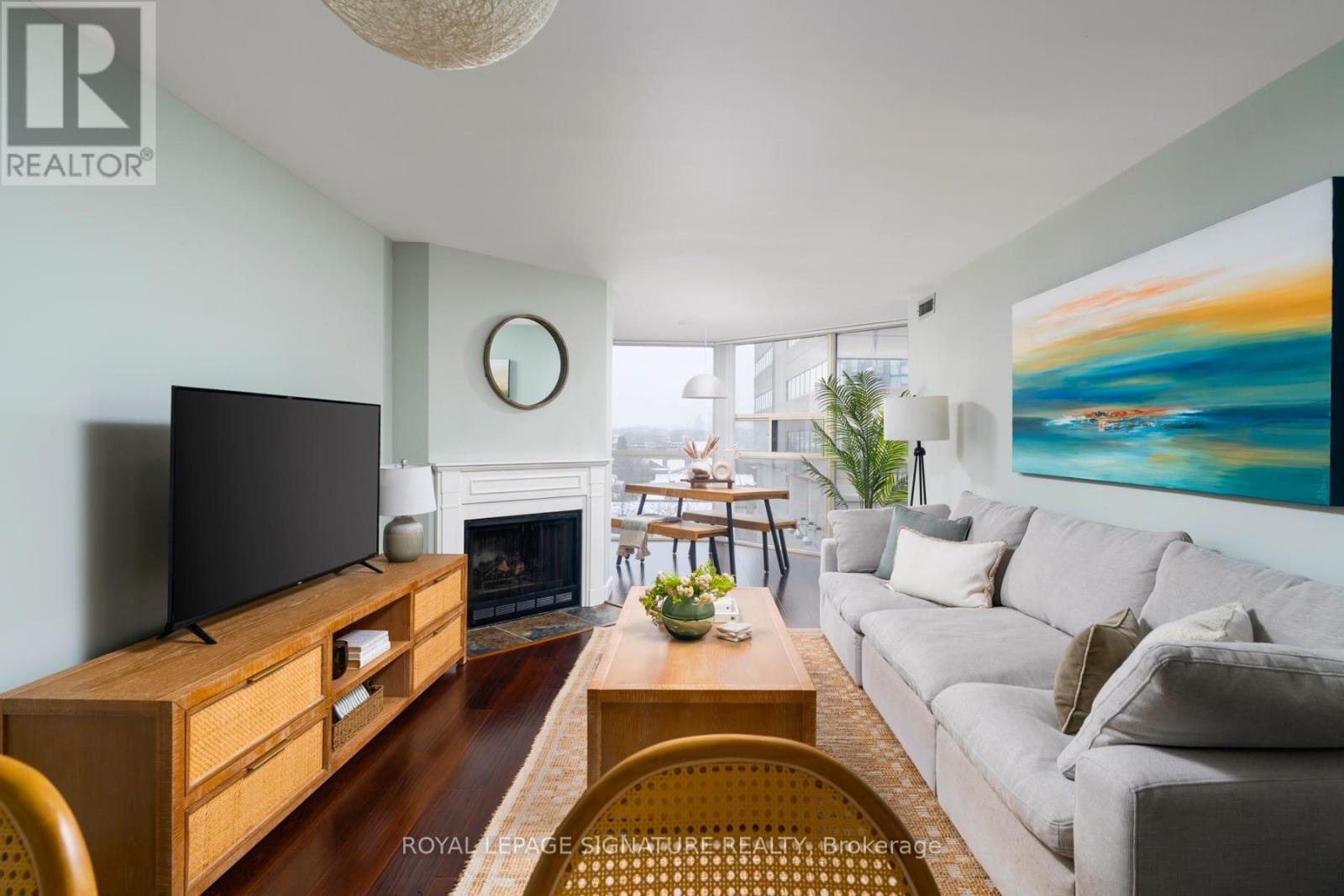 Apartment at 903 - 725 KING STREET W, Toronto (Niagara)