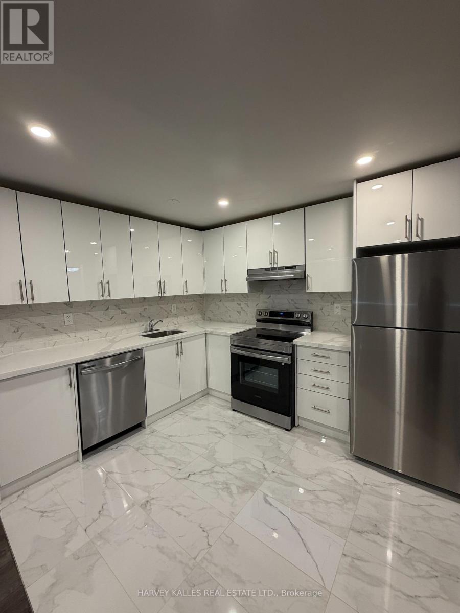 Multiplex at 101 - 180 VAUGHAN ROAD, Toronto (Humewood-Cedarvale)