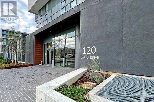 Apartment at 1521 - 120 VARNA DRIVE, Toronto (Englemount-Lawrence)