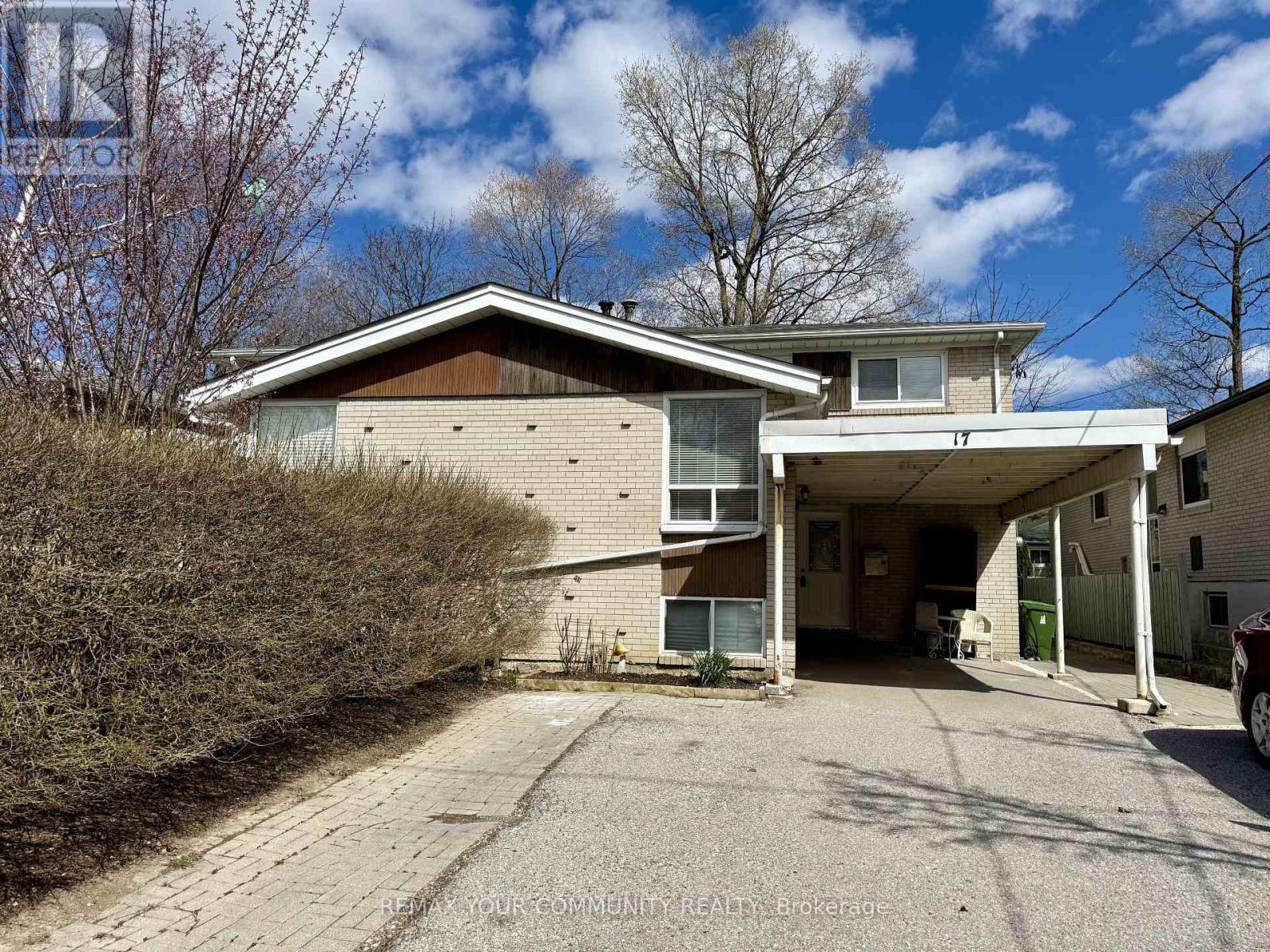 Semi-Detached/Link at BACK UNIT - 17 REGATTA CRESCENT, Toronto (Newtonbrook West)
