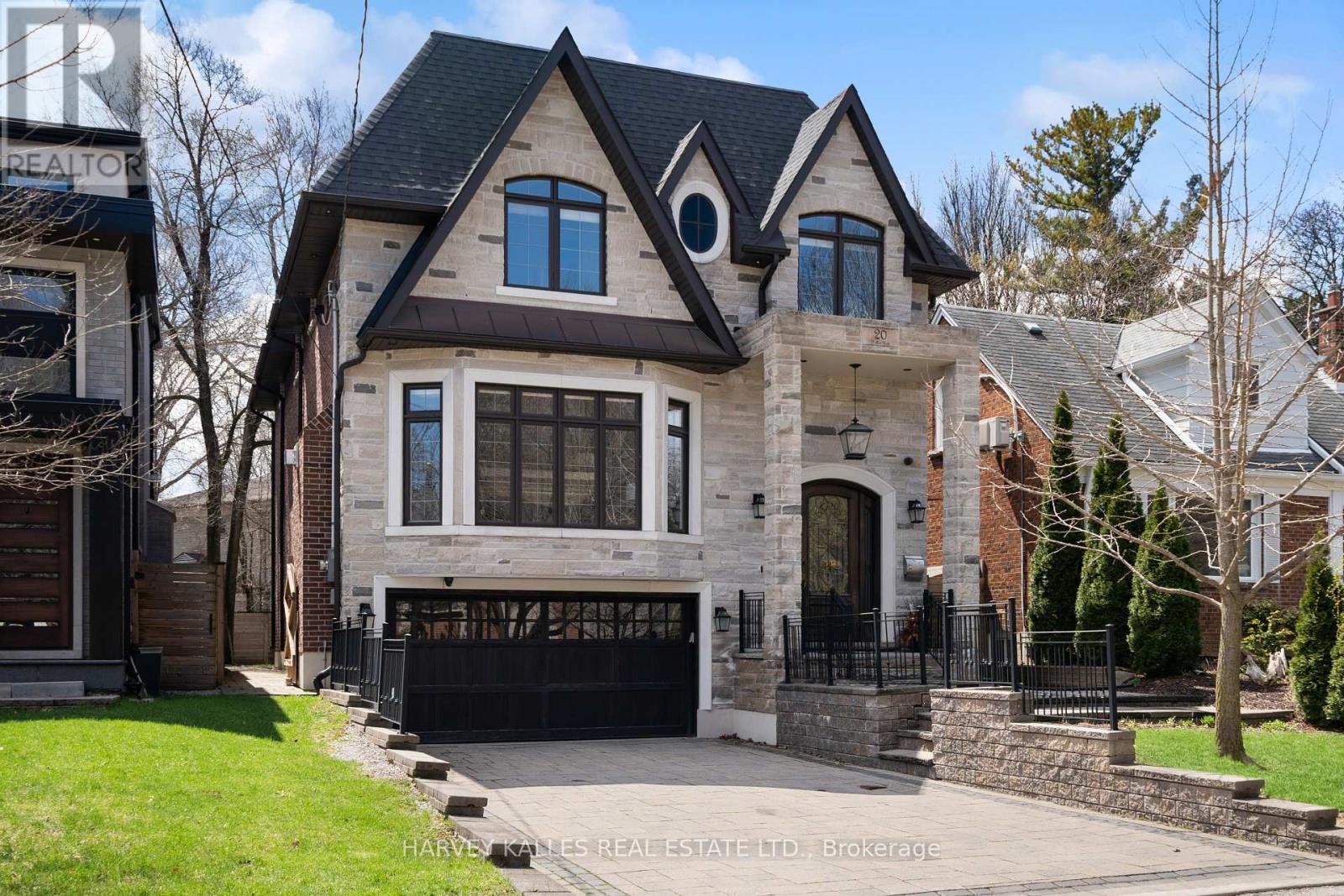Detached at 20 WALKER ROAD, Toronto (Lansing-Westgate)