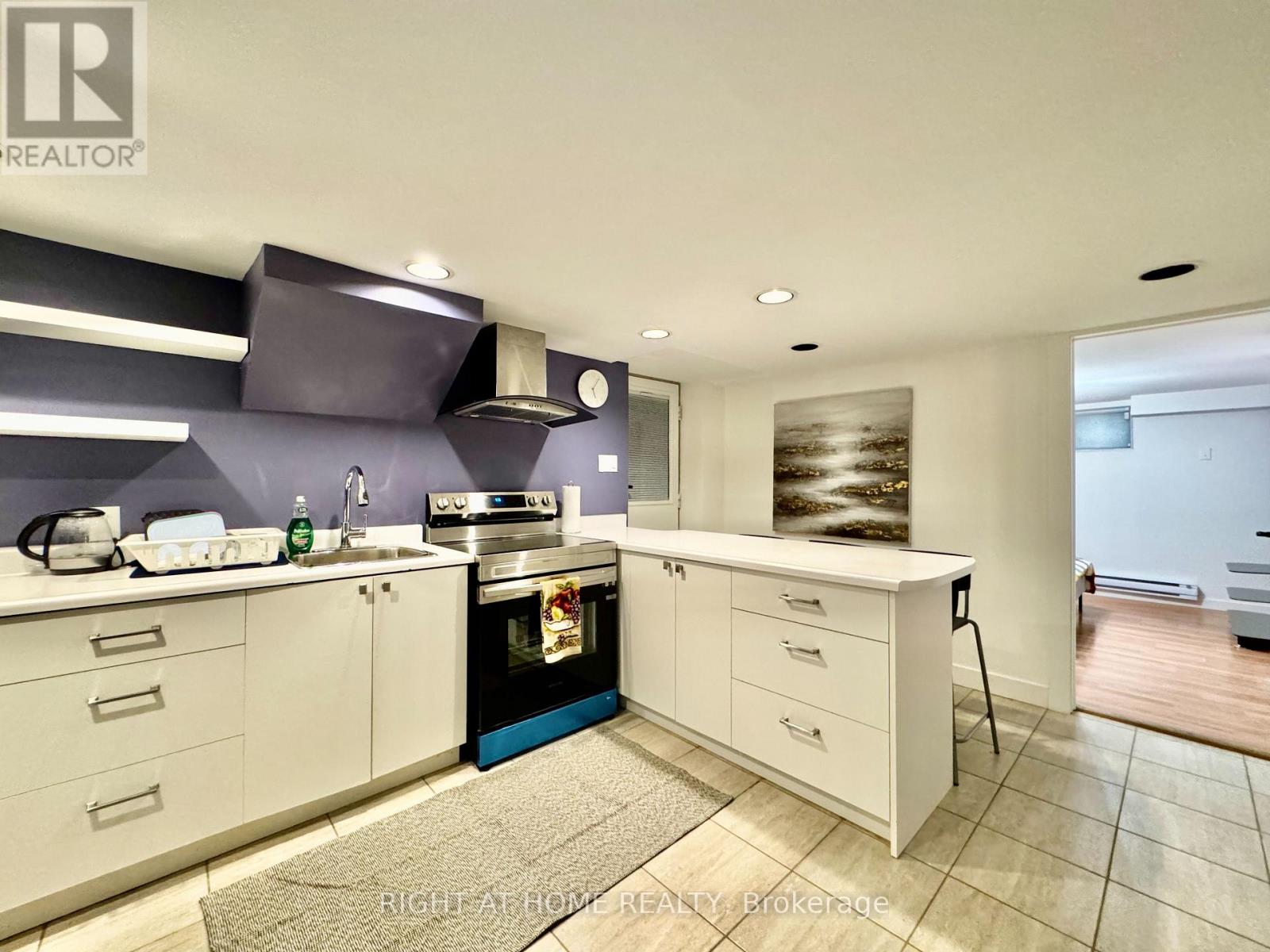 Detached at BSMT - 1196 AVENUE ROAD, Toronto