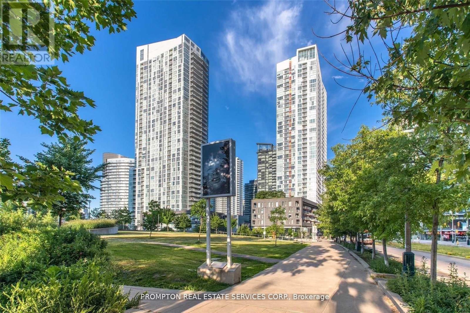 Apartment at 901 - 70 QUEENS WHARF ROAD, Toronto (Waterfront Communities)