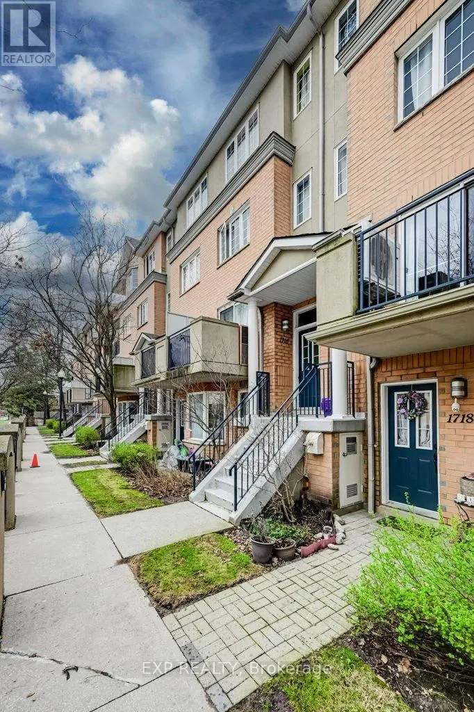 Townhouse at 1716 - 28 SOMMERSET WAY, Toronto