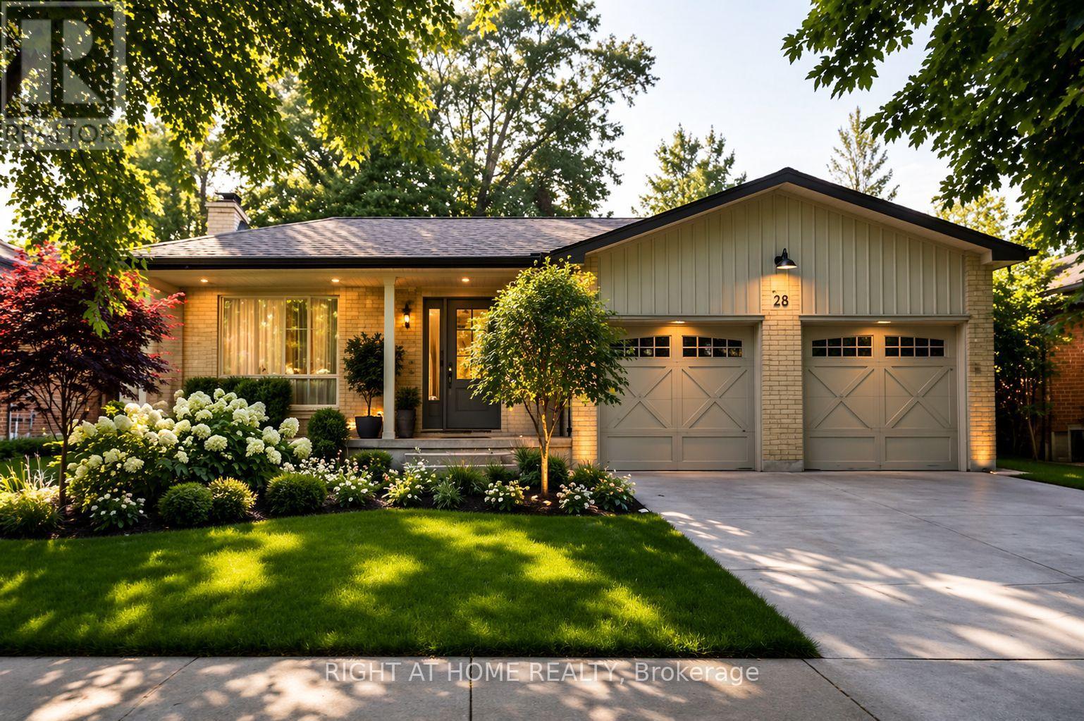 Detached at 15 FOURSOME CRESCENT, Toronto (St. Andrew-Windfields)
