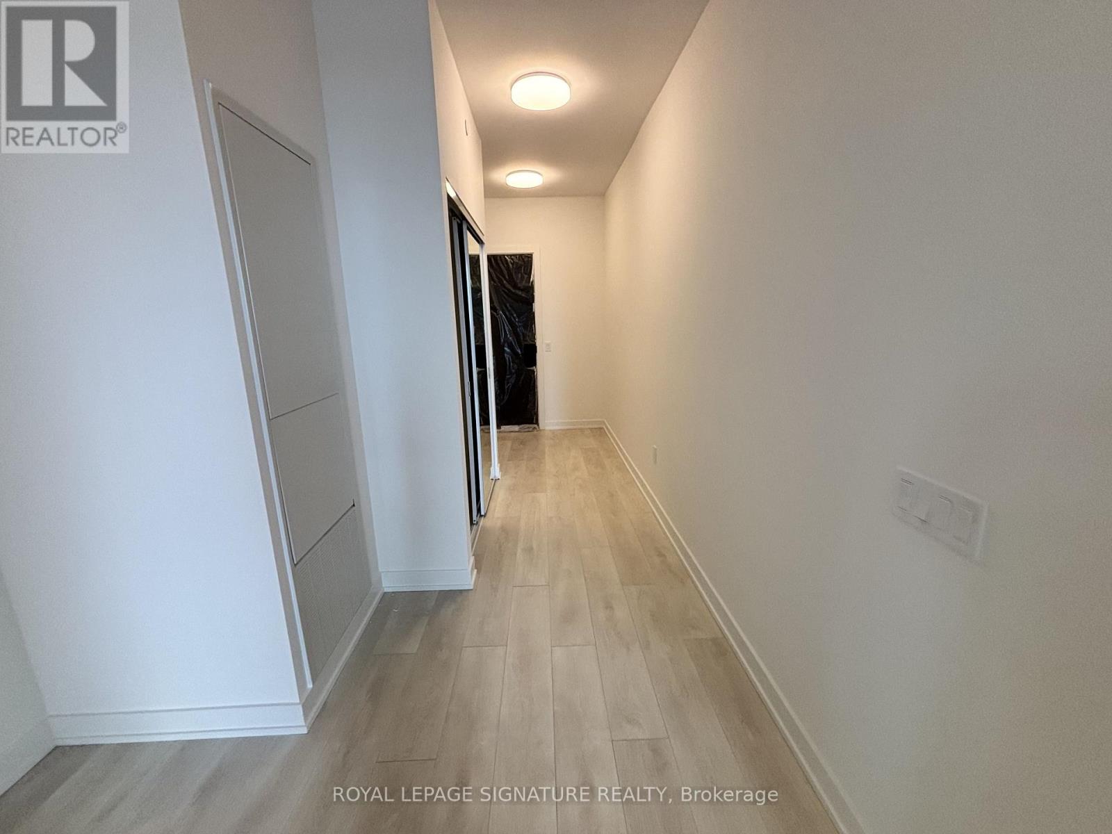 Apartment at 2312 - 117 BROADWAY AVENUE, Toronto (Mount Pleasant West)