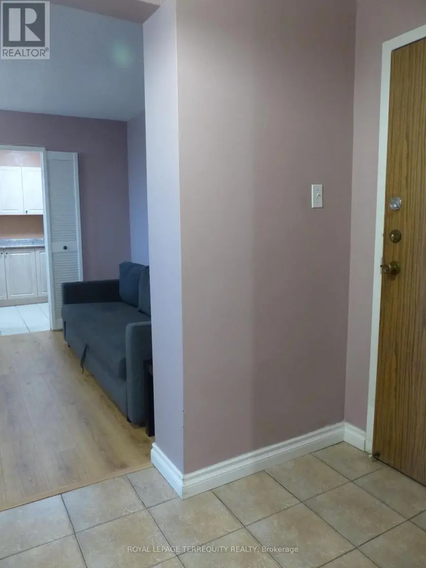 Apartment at 906 - 177 LINUS ROAD, Toronto