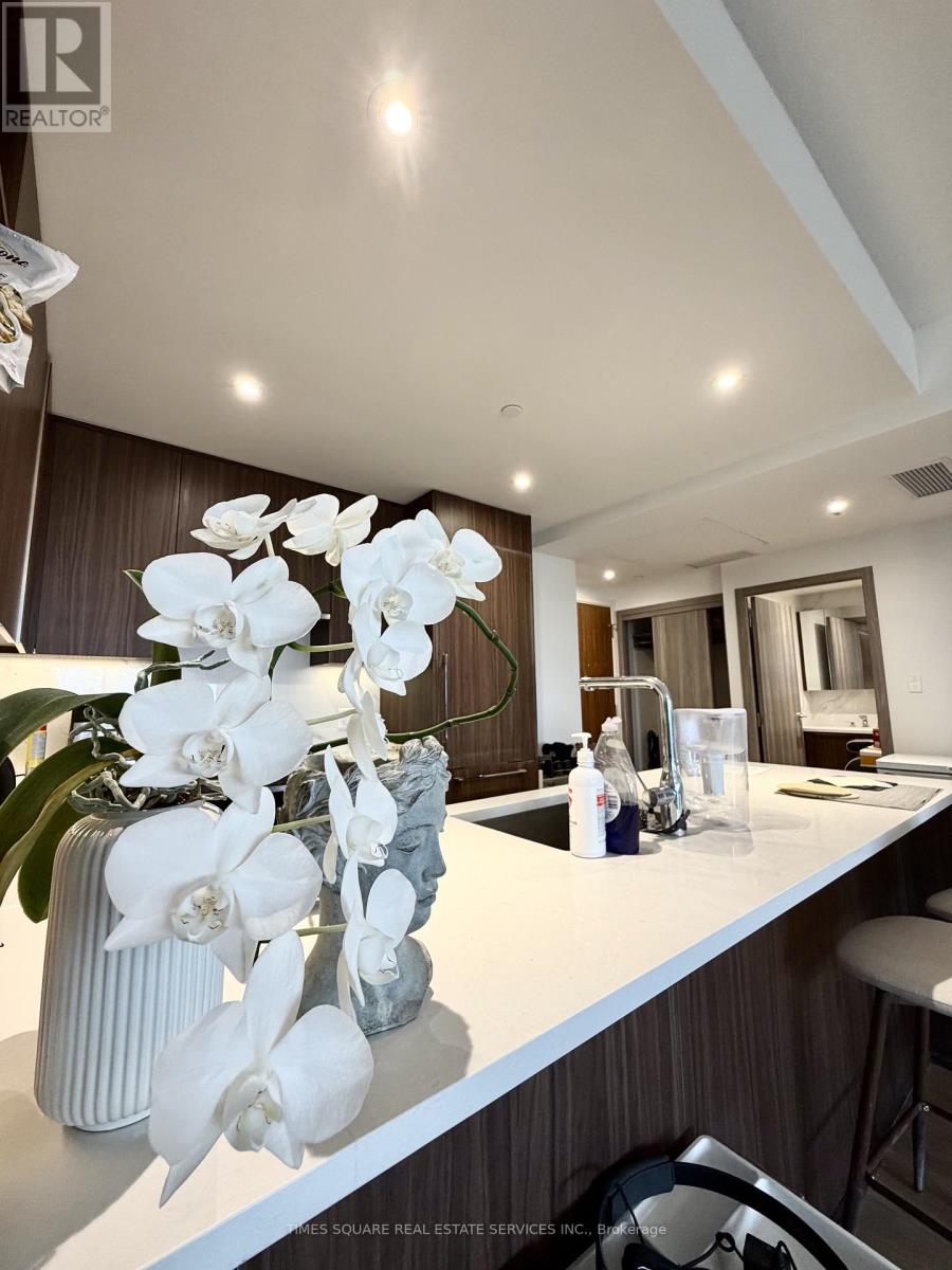 Apartment at 2203 - 27 MCMAHON DRIVE, Toronto (Bayview Village)