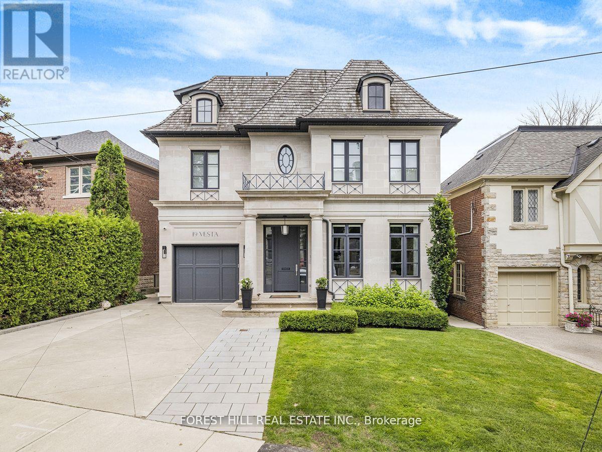 Detached at 19 VESTA DRIVE, Toronto (Forest Hill South)