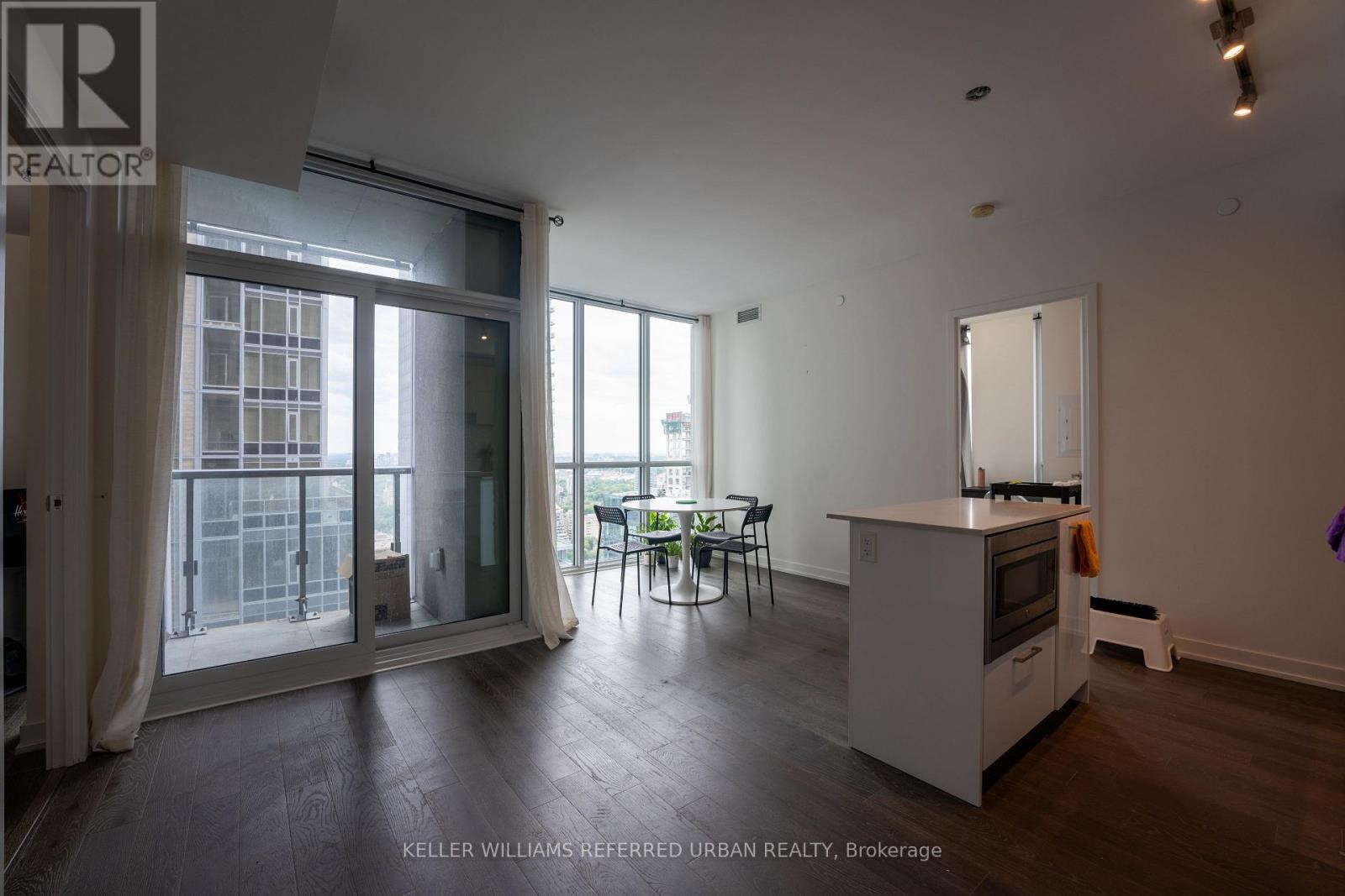 Apartment at 3305 - 1 YORKVILLE AVENUE, Toronto (Annex)
