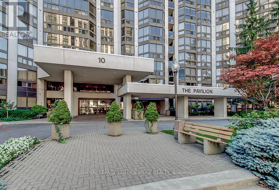Apartment at 212 - 10 KENNETH AVENUE, Toronto (Willowdale East)