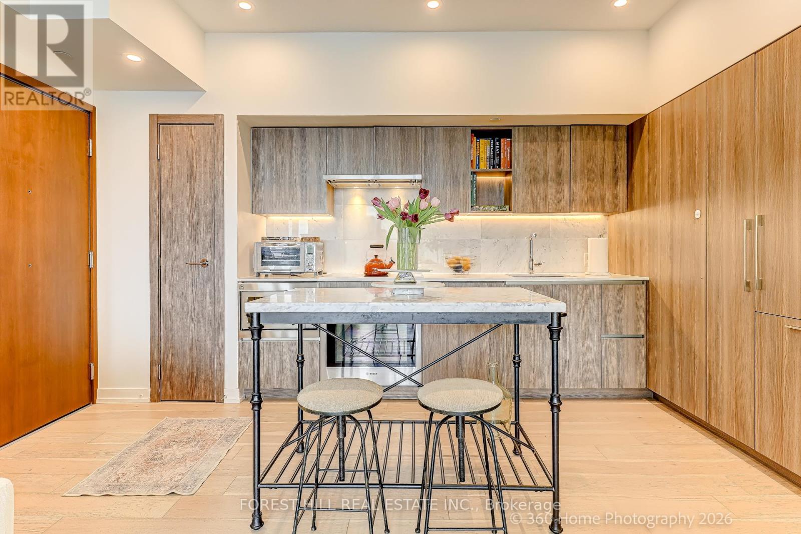Apartment at 1215 - 17 BATHURST STREET, Toronto