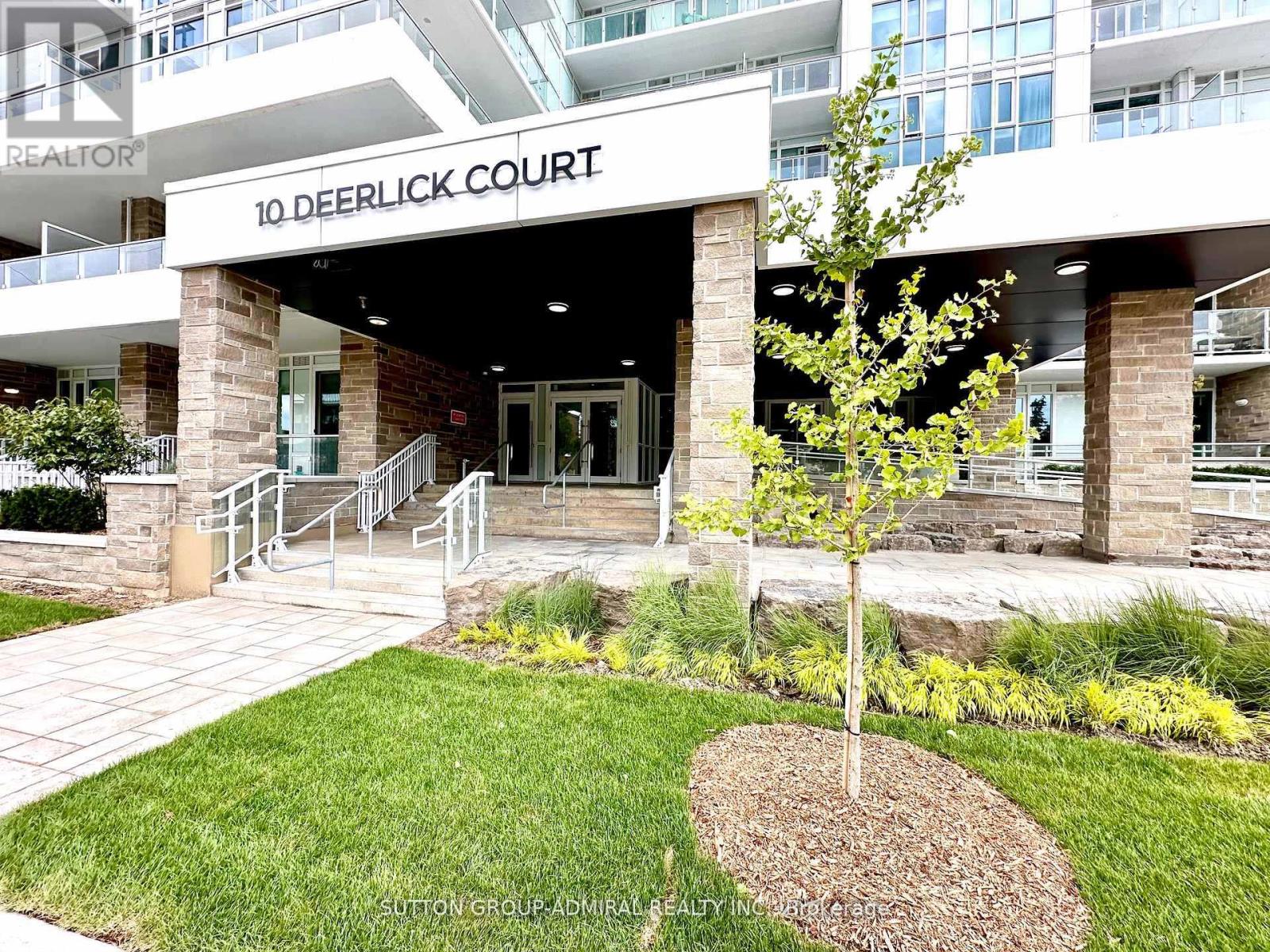 Apartment at 302 - 10 DEERLICK COURT, Toronto (Parkwoods-Donalda)