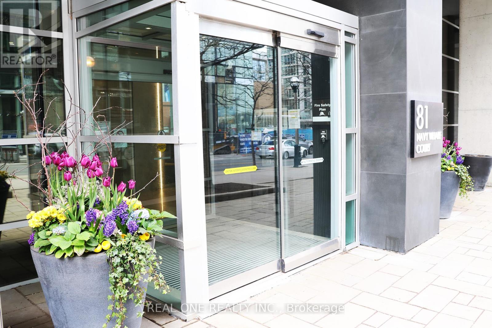 Apartment at 810 - 81 NAVY WHARF COURT, Toronto (Waterfront Communities)