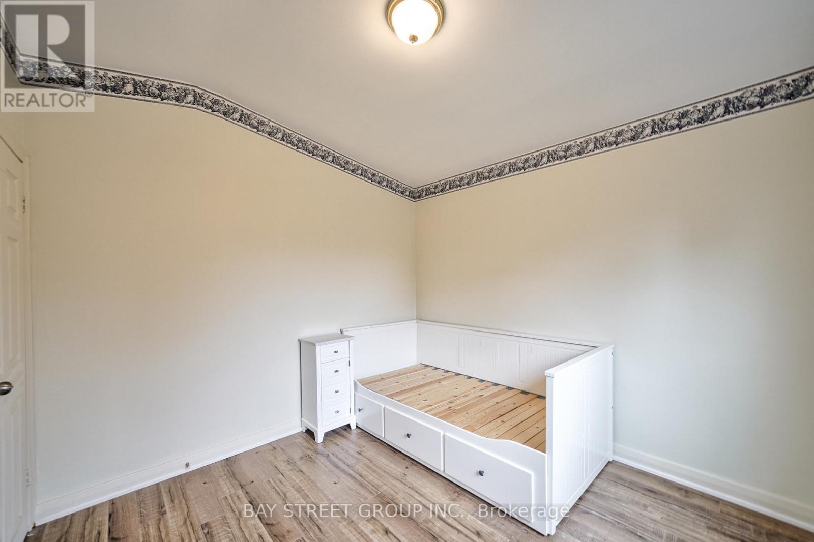 Detached at 5 COTTONWOOD DRIVE, Toronto