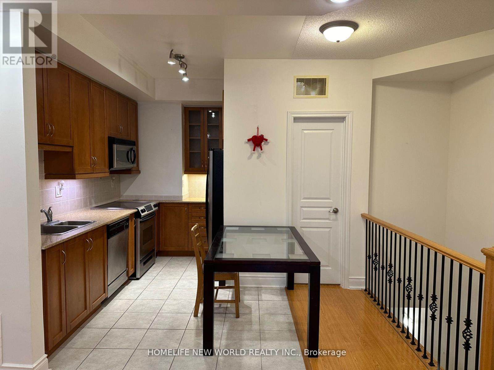 Townhouse at 1 - 420 KENNETH AVENUE, Toronto