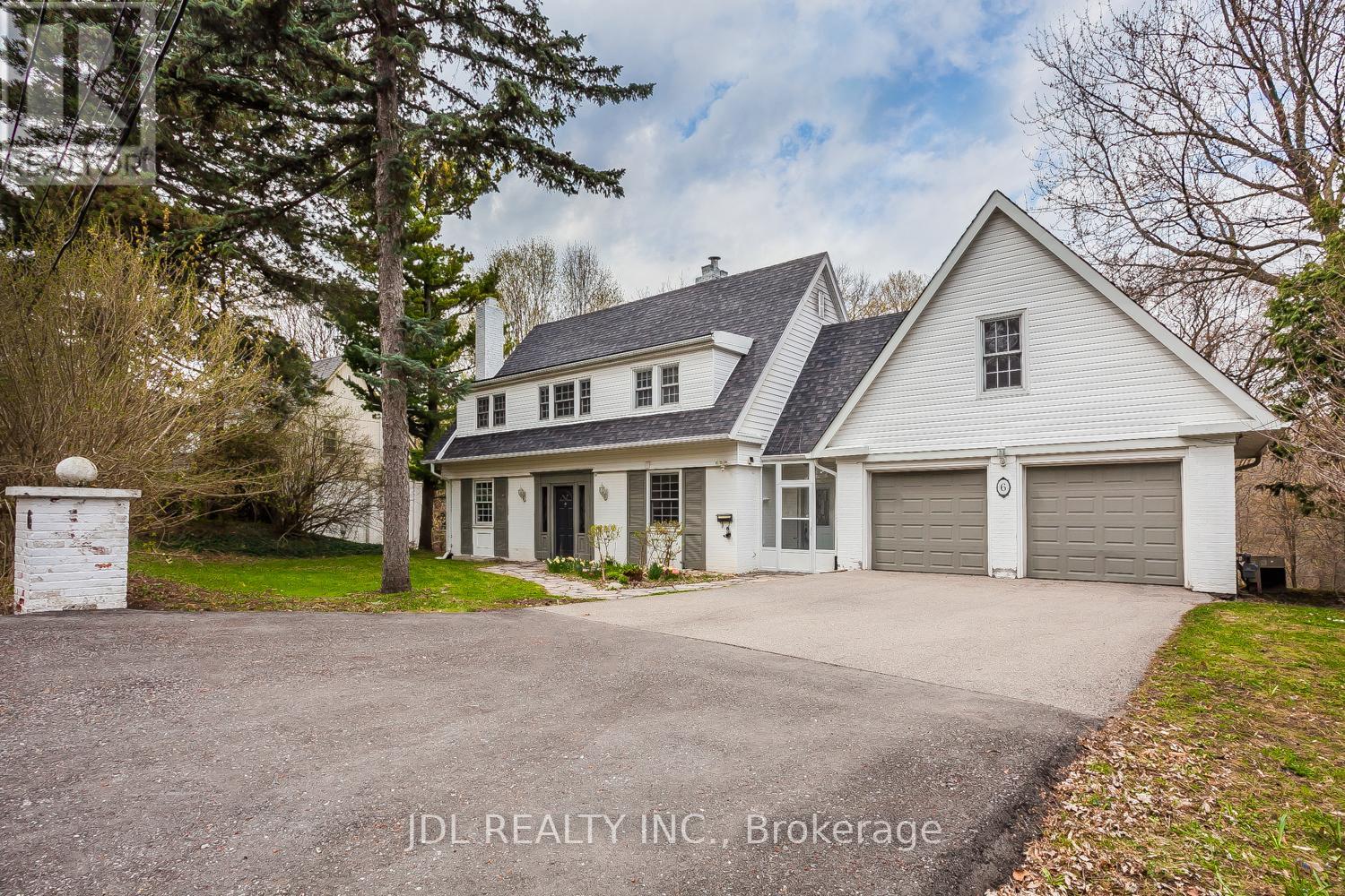 Detached at 6 FARMINGDALE ROAD, Toronto (Bayview Village)