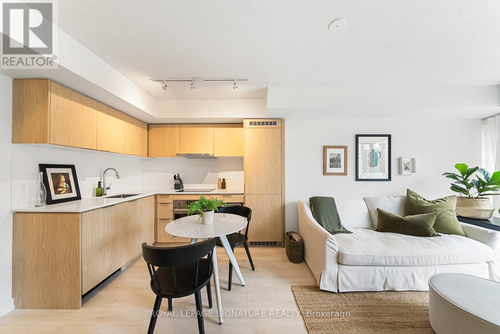 Apartment at 605 - 60 SHUTER STREET, Toronto (Church-Yonge Corridor)