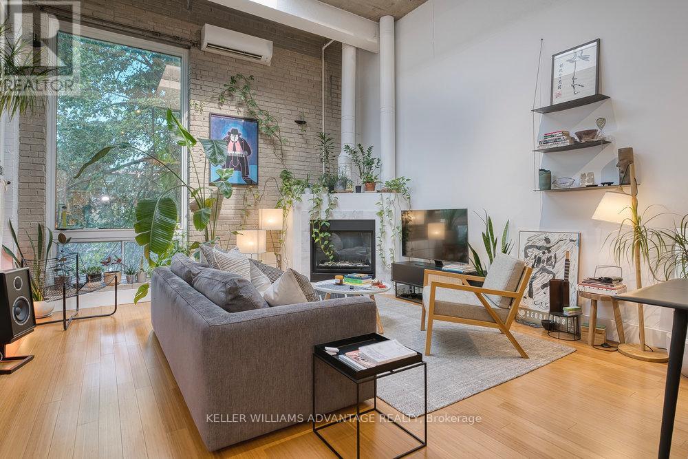 Apartment at 206 - 264 SEATON STREET, Toronto (Moss Park)