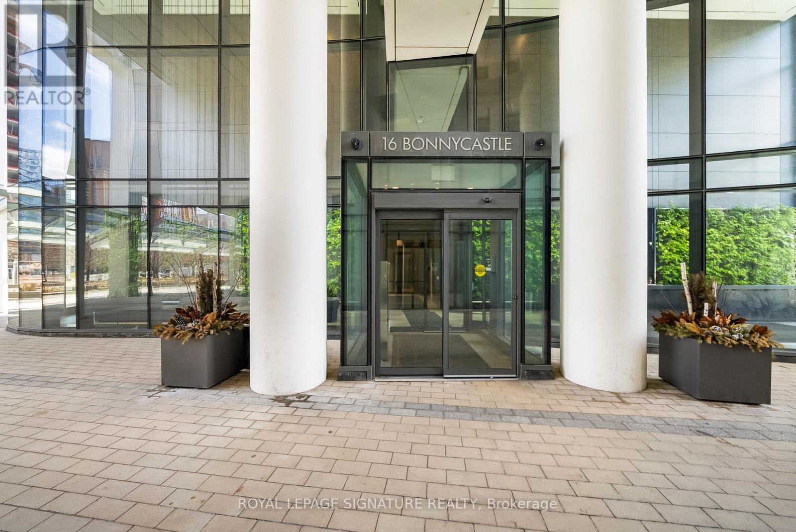 Apartment at 4304 - 16 BONNYCASTLE STREET, Toronto