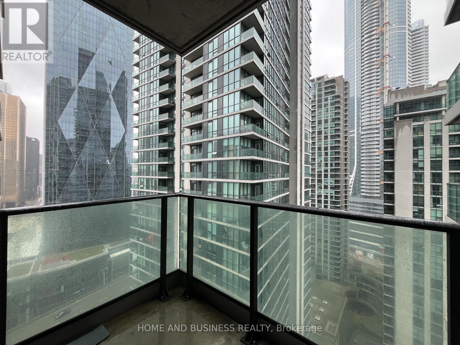 Apartment at 2305 - 33 BAY STREET, Toronto (Waterfront Communities)