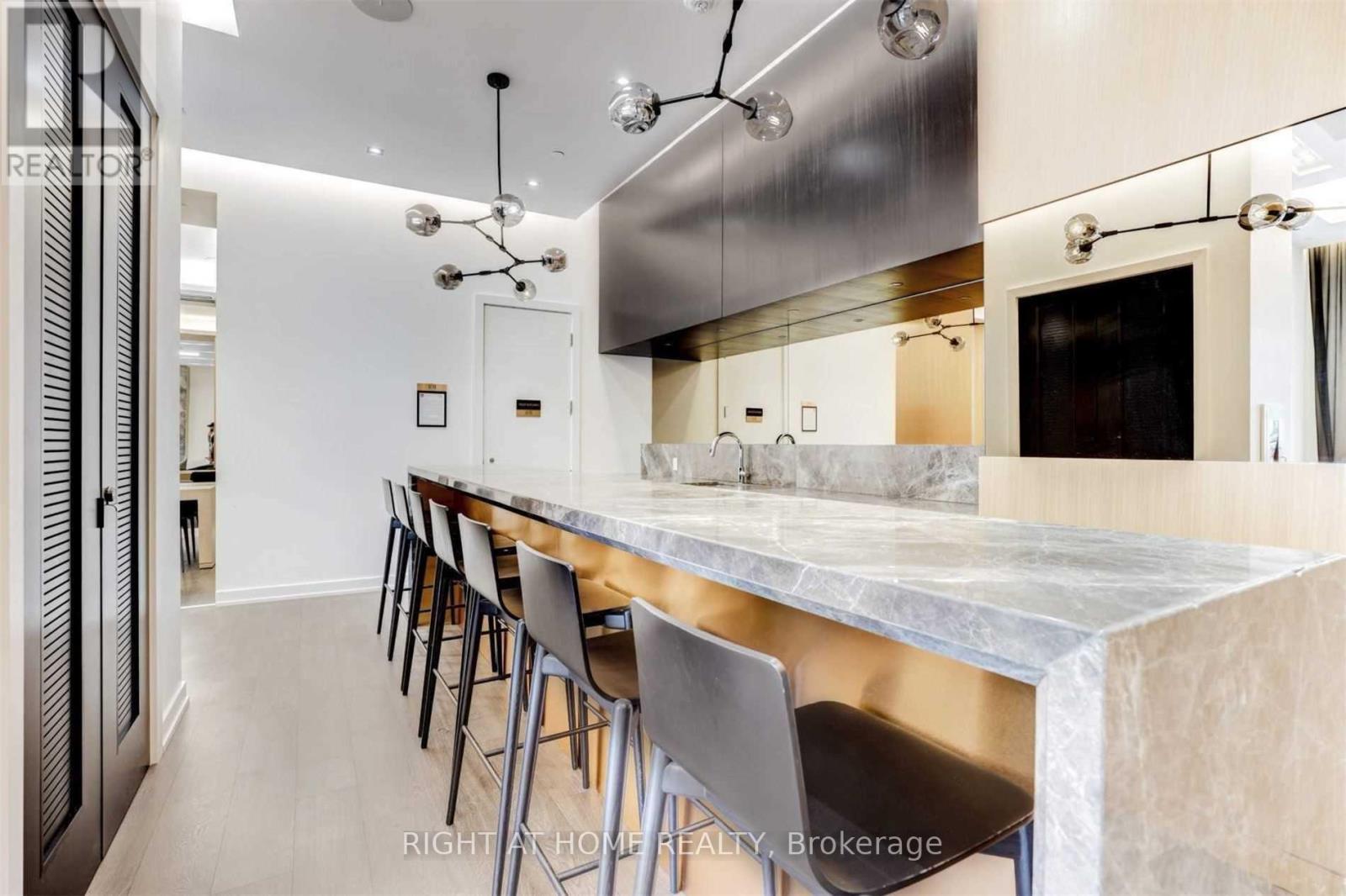 Apartment at 308 - 101 ERSKINE AVENUE, Toronto