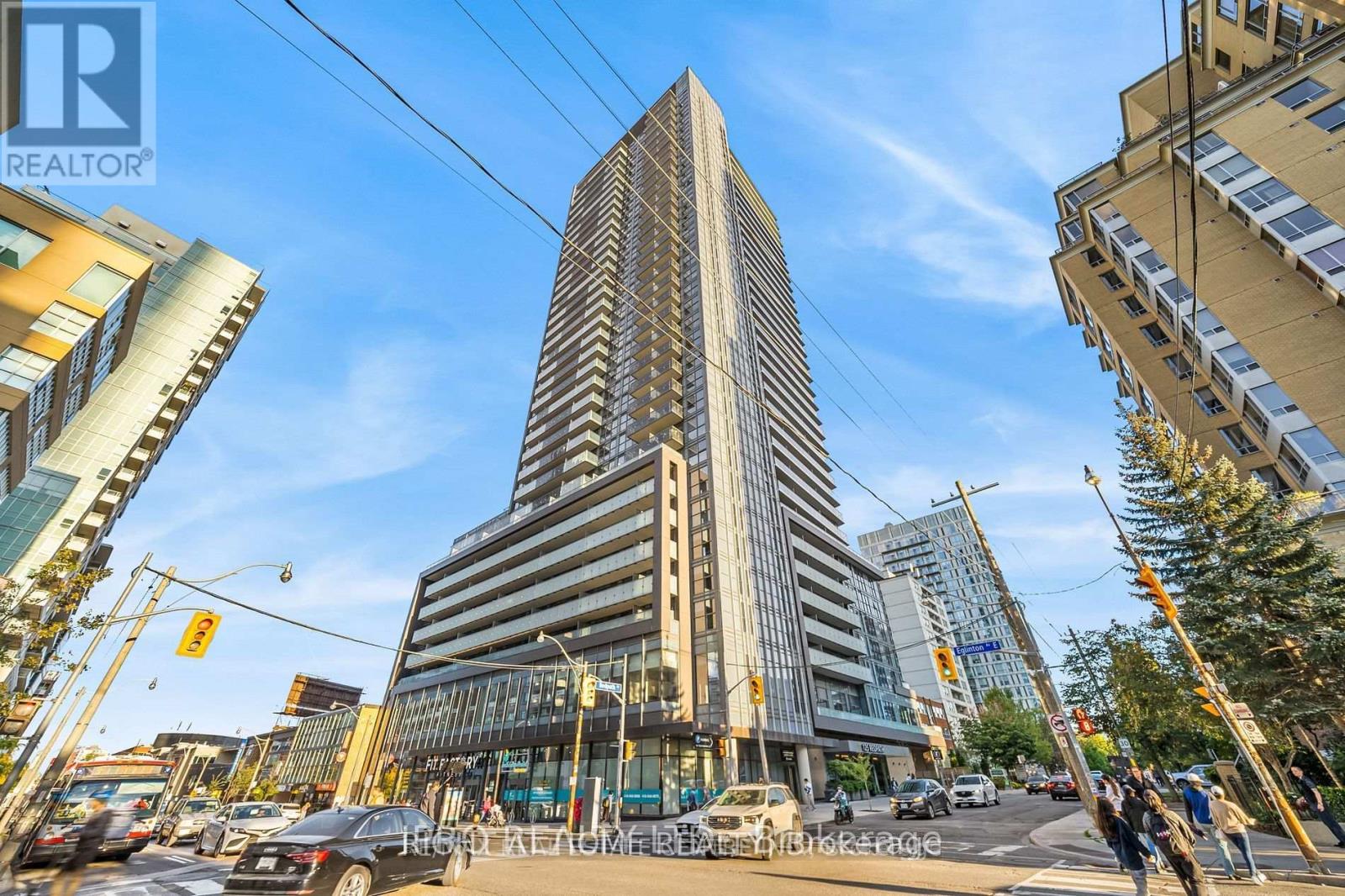 Apartment at 2409 - 125 REDPATH AVENUE, Toronto (Mount Pleasant West)