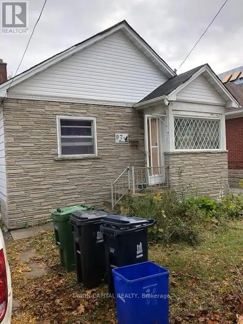 Detached at 97 BYNG AVENUE, Toronto