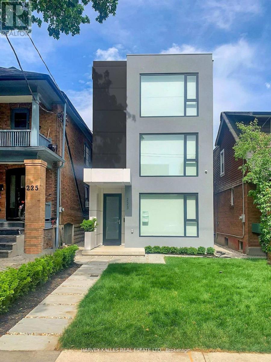 Detached at 223 WYCHWOOD AVENUE, Toronto (Humewood-Cedarvale)