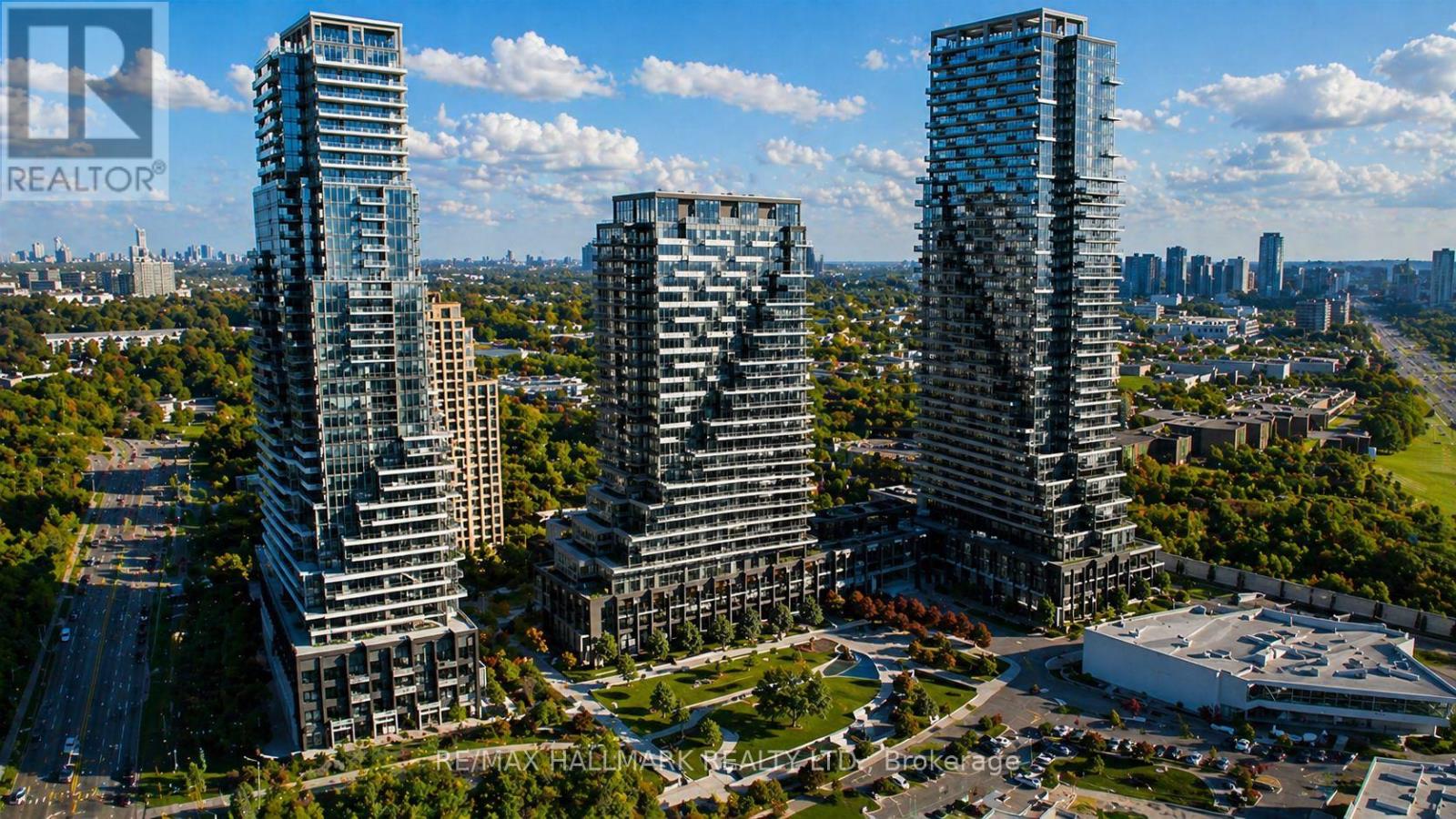 Apartment at PL01 - 10 INN ON THE PARK DRIVE, Toronto (Banbury-Don Mills)