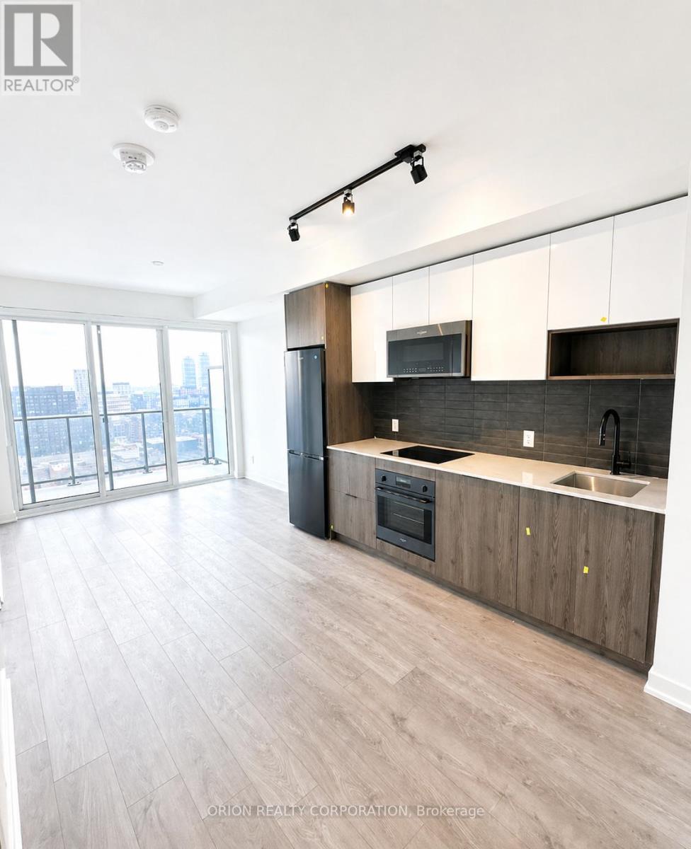 Apartment at 1404 - 5 DEFRIES STREET, Toronto (Regent Park)