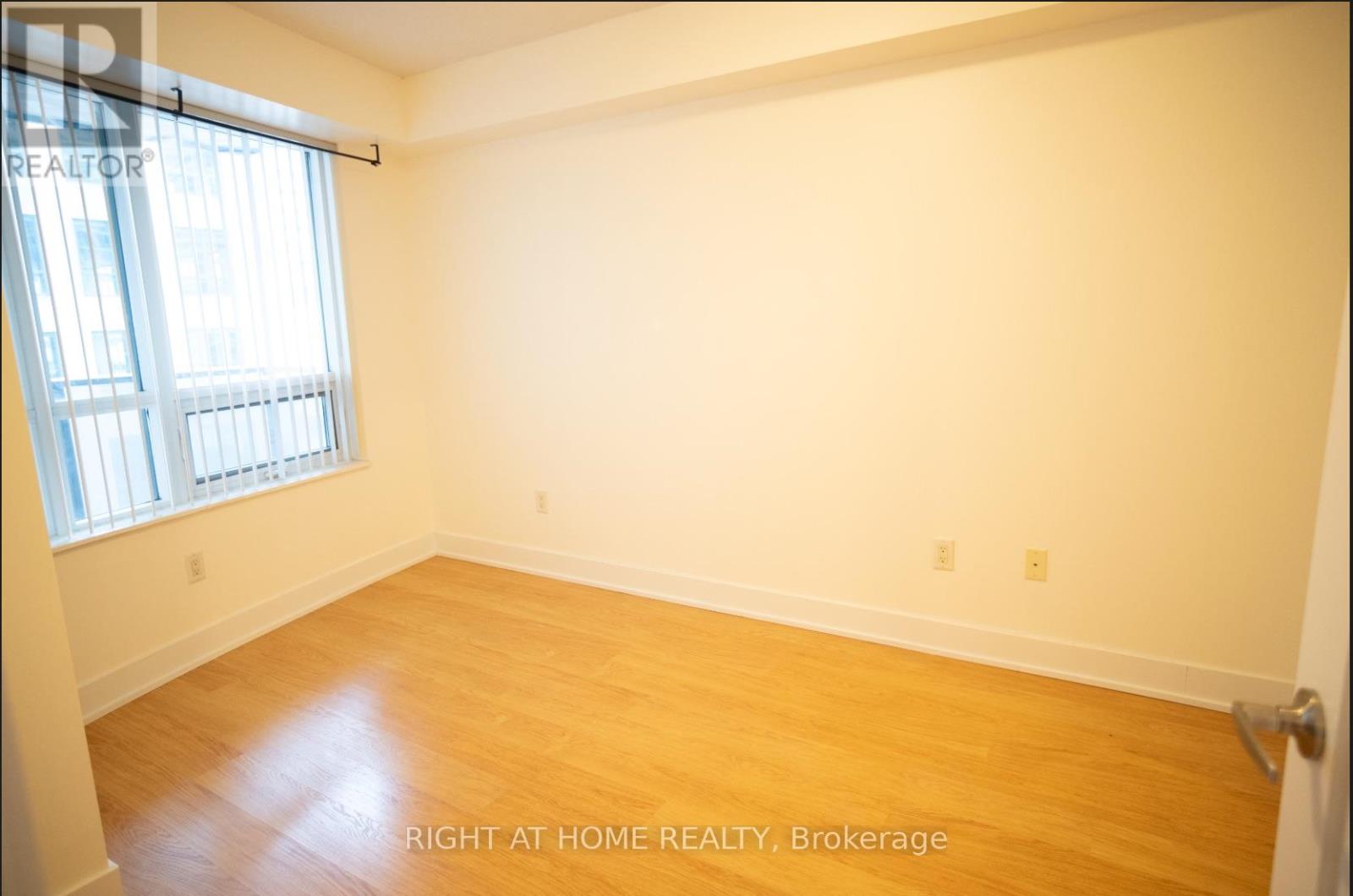 Apartment at 713 - 20 BLUE JAYS WAY, Toronto