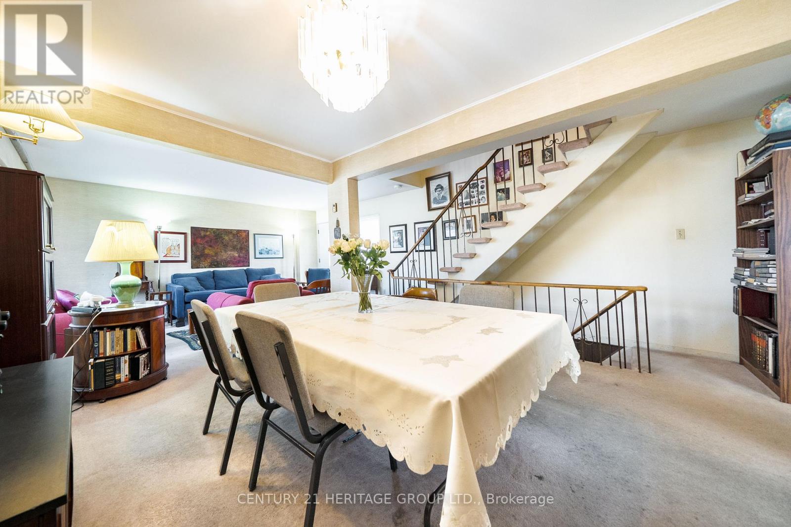 Townhouse at 19 CANDY COURT WAY, Toronto