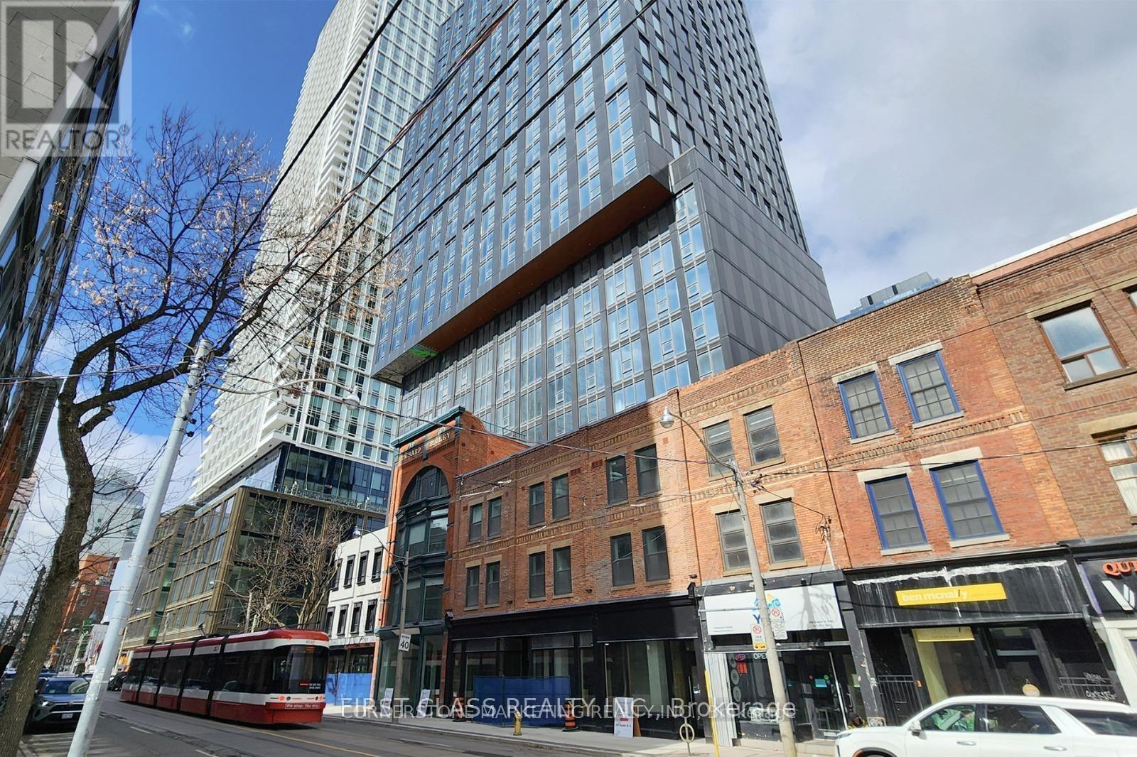 Apartment at 3212 - 100 QUEEN STREET, Toronto (Church-Yonge Corridor)