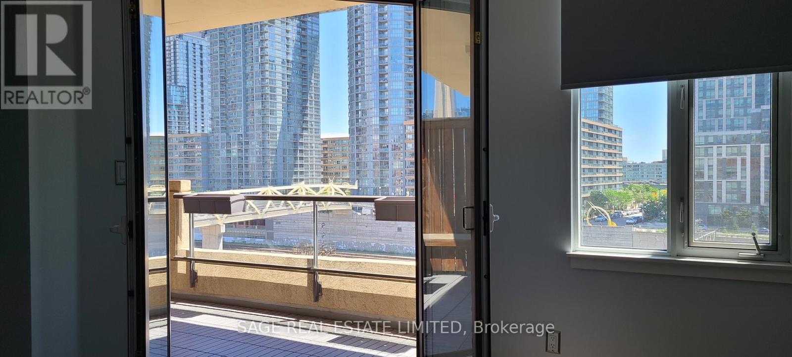 Apartment at 438 - 550 FRONT STREET W, Toronto